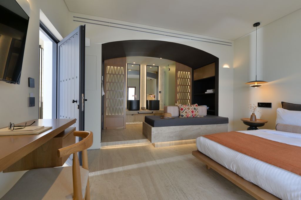 Junior Suite with Outdoor Hot Tub
